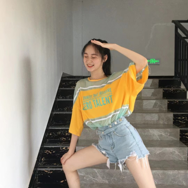 Wwwww-湖南省·湘潭市·雨湖区--身高172女
会化妆，拍照，修图并不断学习，各种风格都可以驾驭，包括汉服
淘宝，网拍，约拍，详情单，摄影，探店
diy手工，舞蹈，衣服裤子，裙子，饰品，美甲等