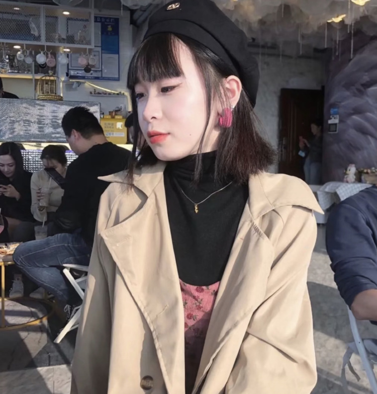 给我o泡-江苏省·苏州市·昆山市-快手-身高161 ,体重83斤
可接淘宝服装、饰品等接拍 、寄拍拍摄。可接妆面模特。有经验