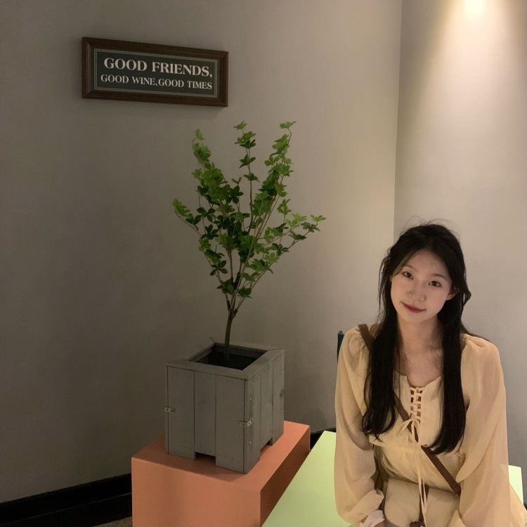 📖-内蒙古自治区·包头市·昆都仑区-?-爱拍照 会p图 可接买家秀 寄拍 价格商家可以二次商量 商家有意向的快来dd我