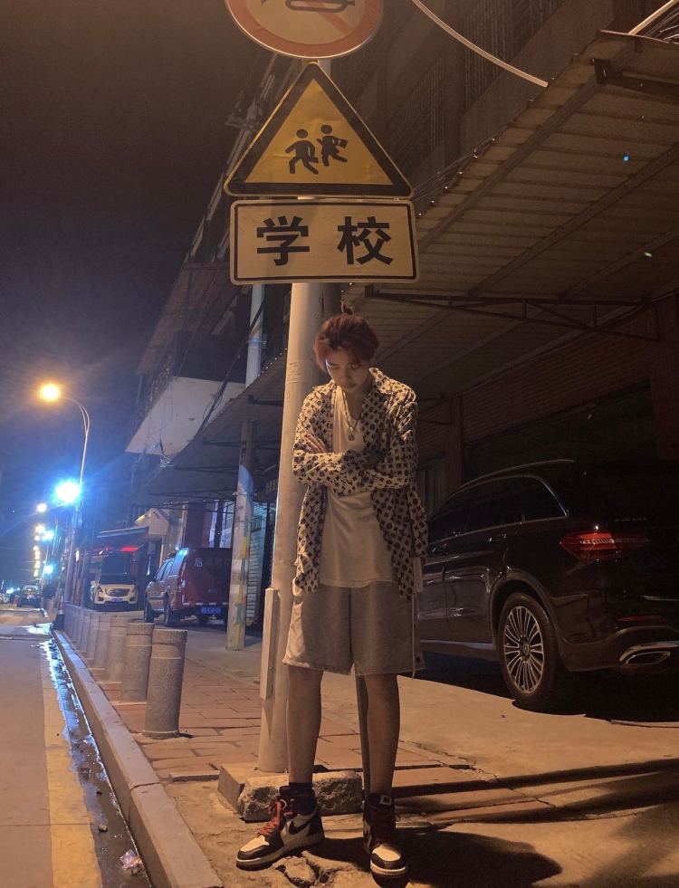 渝渝-福建省·厦门市·集美区--可接寄拍 约拍 会修图 会拍照 可尝试各种风格 身高174 体重53kg 期待与您的合作