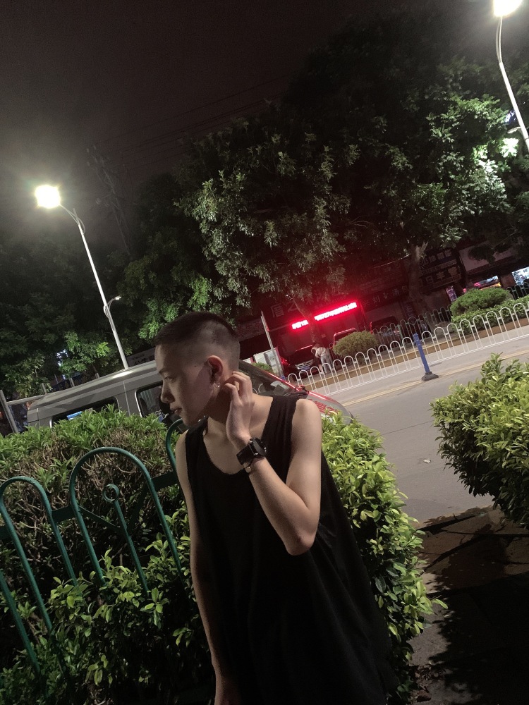 渝渝-福建省·厦门市·集美区--可接寄拍 约拍 会修图 会拍照 可尝试各种风格 身高174 体重53kg 期待与您的合作