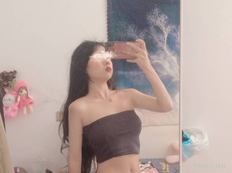 人间不值得-贵州省·黔西南布依族苗族自治州·兴义市-快手 -可寄拍
接内衣🉑
装饰品拍照,买家秀服装,鞋帽包包美瞳都可接,会各种搭配,有需要可找