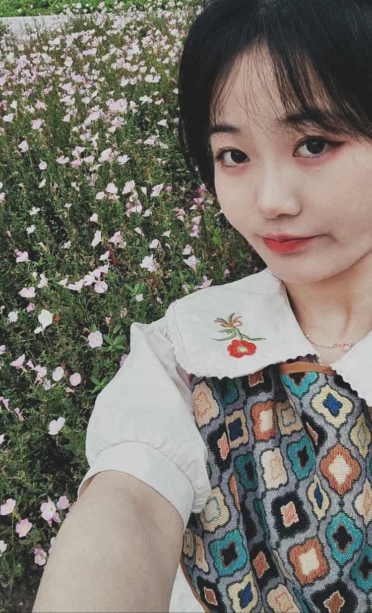 困了就睡-湖南省·株洲市·芦淞区--爱好拍照,修图,具有一定的审美,在校大学生,设计专业具有一定的能力,可接买家秀(衣服,鞋子,化妆品),种草带货,免费试用,开箱测评。属于小个子,身高158体重97