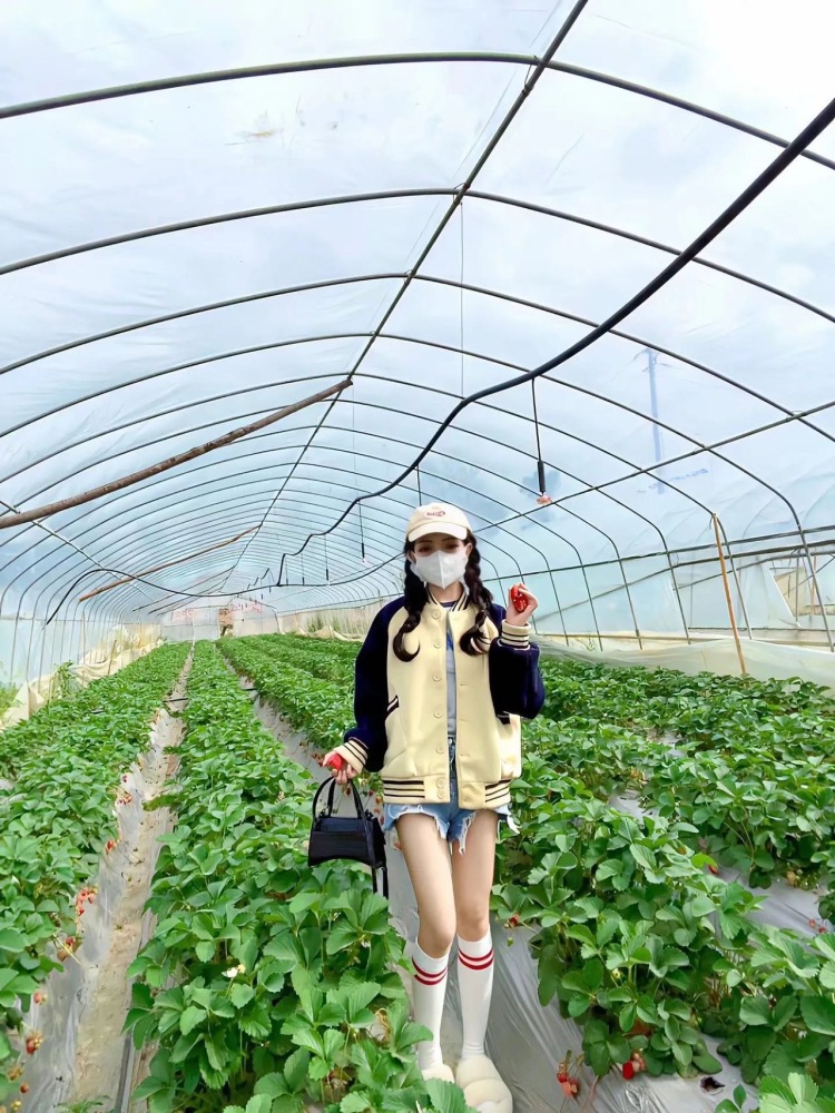 Yy9-贵州省·贵阳市·云岩区--155/76-78
风格：甜美 校园 韩系 清新 日系 
接拍：服装 首饰 发饰 美瞳