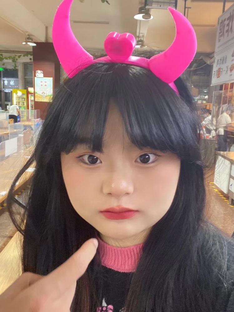牛奶佳佳糖-河南省·驻马店市·驿城区-抖音-接买家秀 开箱测评 寄拍  送拍 
饰品 包包 衣服 都可以
身高170体重71
适合韩系 甜美 甜酷 淑女