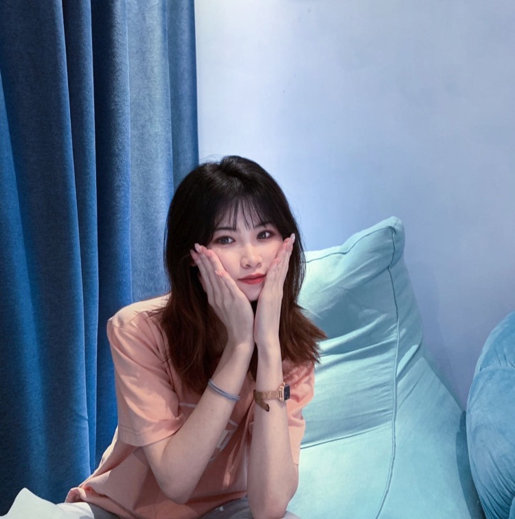 嘉嘉-广东省·深圳市·龙华区-大哥小螃蟹-大家好!我是嘉嘉
只接受服装寄拍
衣服,首饰都可以
风格不限
身高160cm,体重40kg
会p图,会拍照
艺名:嘉嘉
身份:模特
年龄:21
身高:160CM
体重:40KG
粉丝:100
能够运用