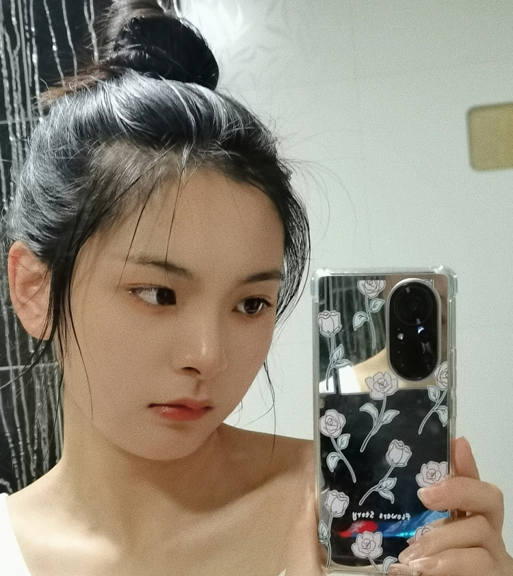 楠楠-江苏省·苏州市·常熟市-某红薯,b站-会化妆会拍照会P图(服装饰品都可)
接受买家秀,种草带货开箱测评免费试用都可,具体可协商,尽量满足要求