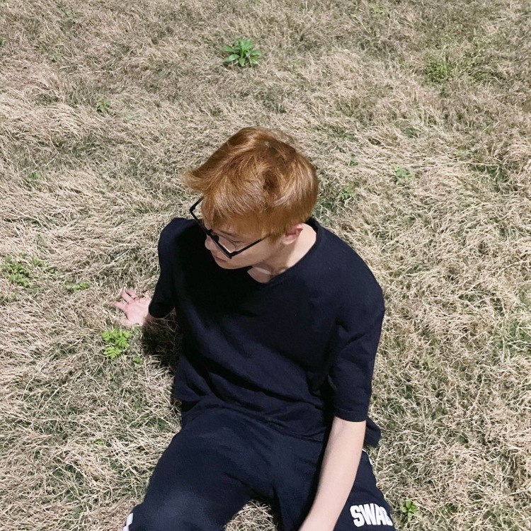 欧尼蒋-河南省·周口市·淮阳区--接寄拍 快速出图
手机片 相机片
身高183 体重130 身材较好
(骗子勿扰)