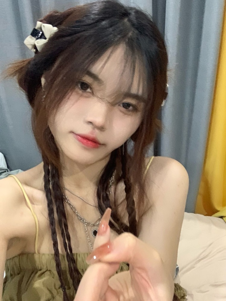 新月-广东省·广州市·白云区-快手-接单服务范围:买家秀 商品寄拍赠拍 种草 开箱测评 免费试用 探店打卡