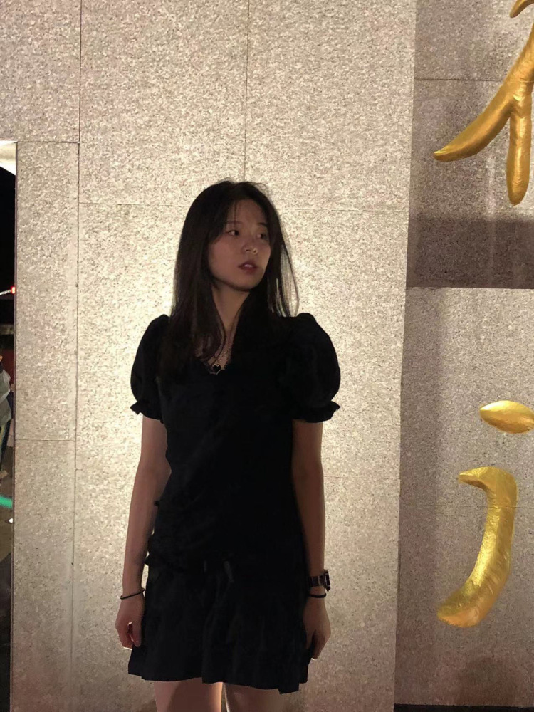 顾念-内蒙古自治区·乌兰察布市·化德县-快手 抖音-会拍照可以p图 接寄拍单 送拍单 学生 素人 快手粉丝435 风格多变