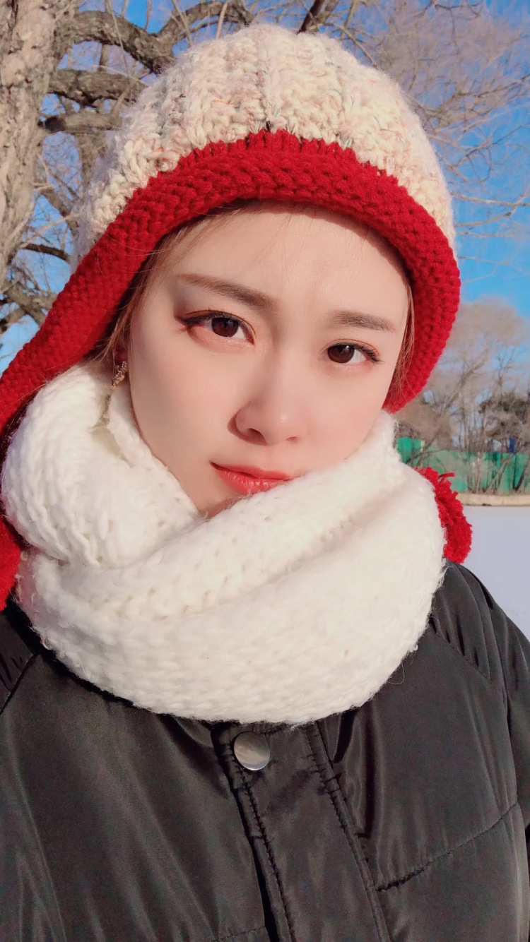 小花-辽宁省·沈阳市·铁西区--166cm,49kg,素人买家秀,开箱视频。各种风格均可,拍照快,P图好。