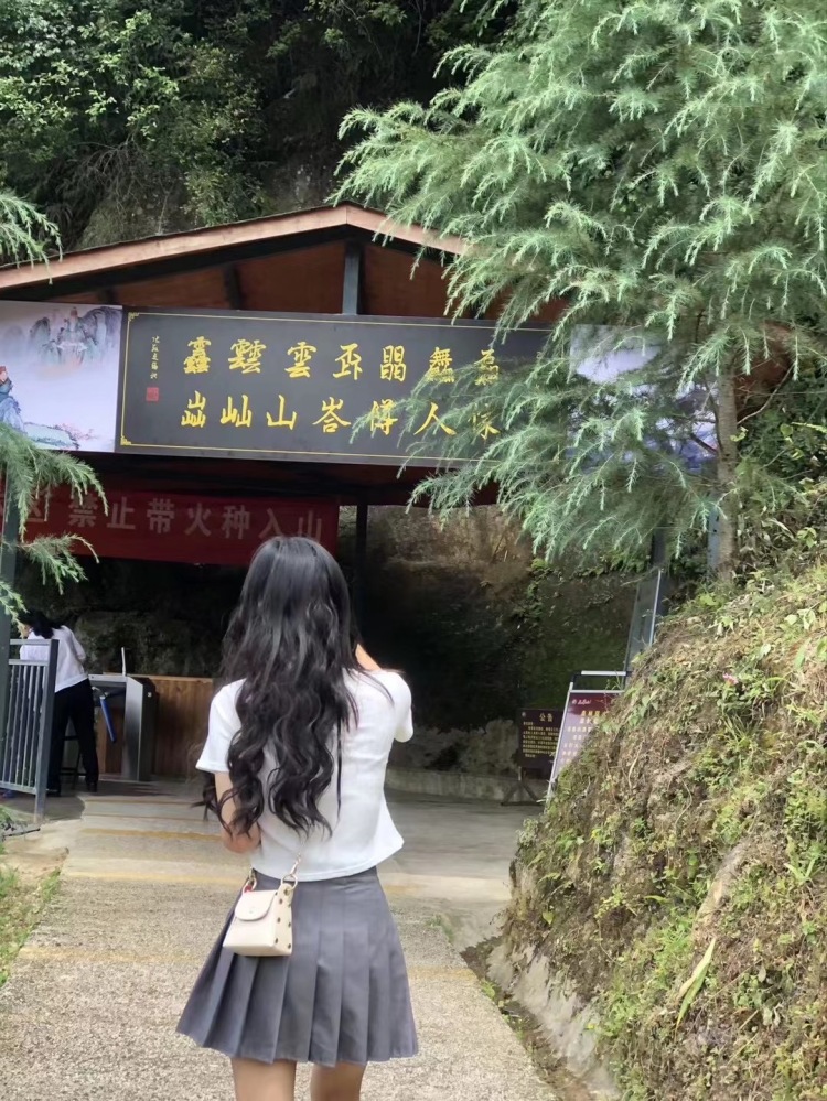 Ganyunfeng.-广东省·深圳市·坪山区-快手-接淘宝 拼多多 京东 寄拍,买家秀 短视频带货 开箱视频 短视频Vlog创作 免费试用
