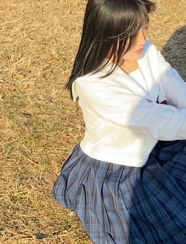 Bambi.-辽宁省·朝阳市·建平县--喜欢拍照打卡📷在校大学生找兼职,可寄拍、买家秀.喜欢唱歌跳舞Kpop诚信合作,拒绝骗子