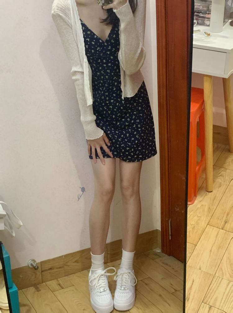 l-广东省·东莞市·麻涌镇--喜欢拍照拍视频~可p图~
可探店~会穿搭~身高165 体重94