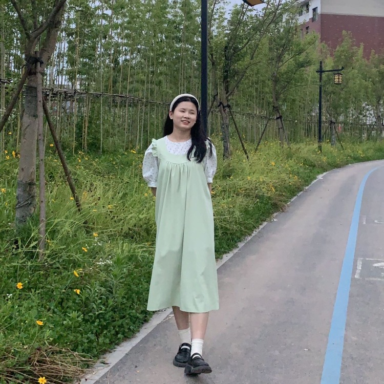 子冄-浙江省·金华市·金东区-抖音 快手-会拍照视频剪辑 可以接受寄拍送拍的各种服饰类 风格偏向小清新一点