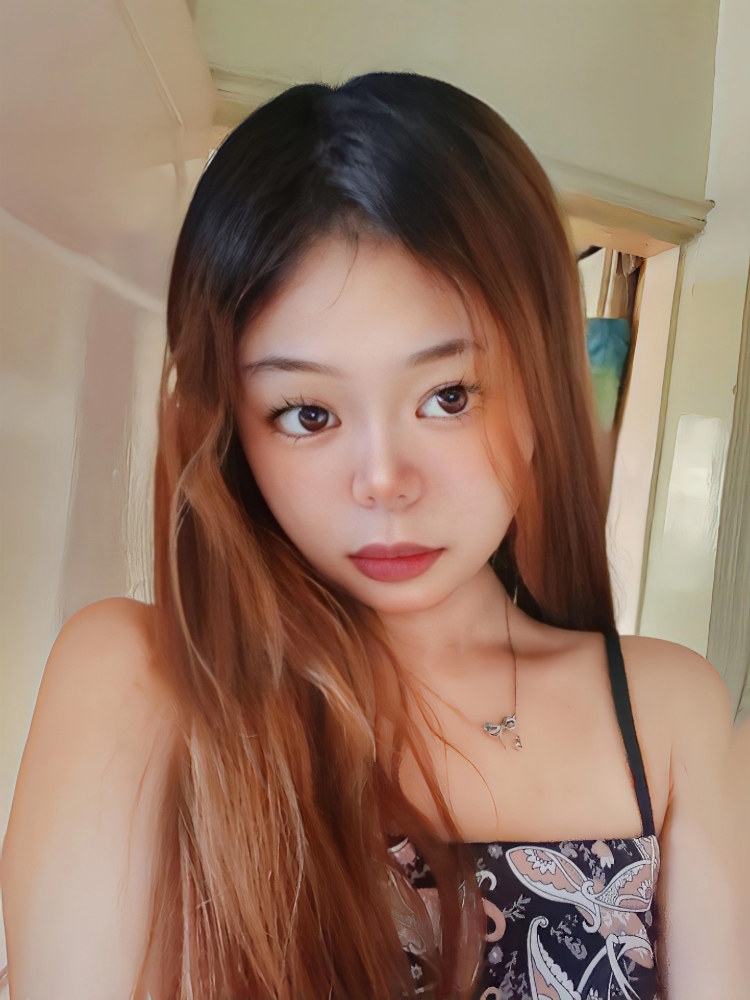 花.-辽宁省·营口市·老边区--做过一年淘宝模特,寄拍有经验,抖音粉丝不到1000,可接寄拍,可接推广
