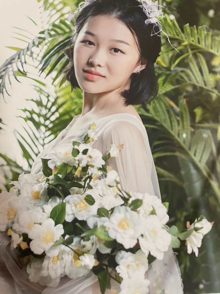 00🍧🍕-湖北省·武汉市·青山区--唯美 婚纱 甜美 优雅 个人写真 擅长拍照 PS PR 剪辑 修图