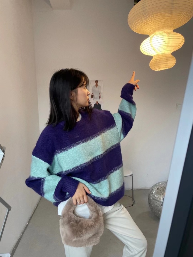 QIN-广东省·东莞市·长安镇-抖音/微博/某红薯-可接服装包包周边寄拍 会搭配会拍图会p图出图快 照片氛围好～162/42kg