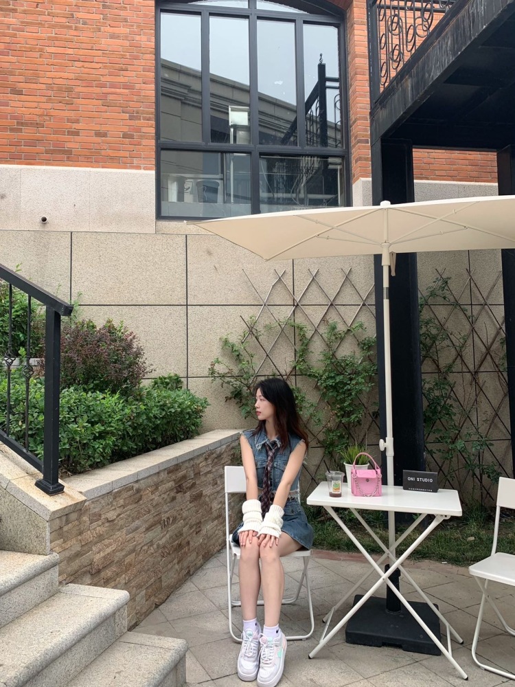 余罐头-河北省·唐山市·路南区--喜欢画画 是一名学生 处女座~喜欢能接到单子20-100+都可以呀 喜欢的可以来找我合作