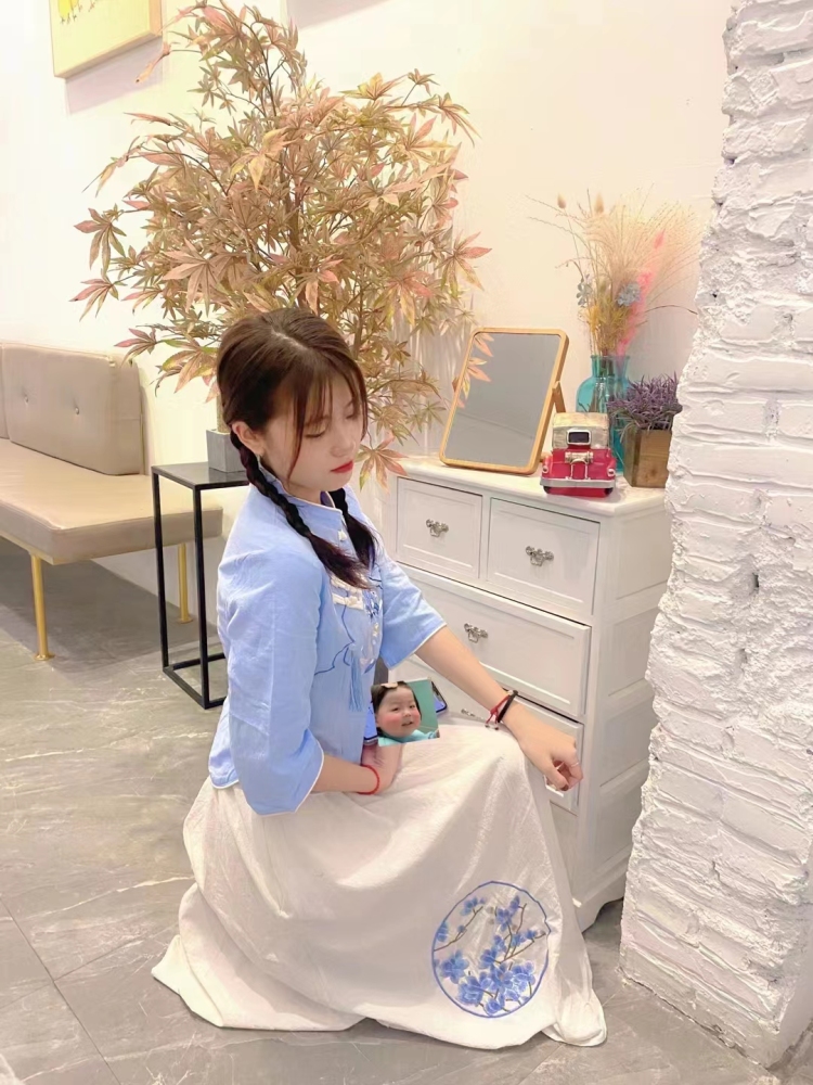 蓝桉-广东省·广州市·白云区--本人手上大量大学生资源,接寄拍模特和买家秀,可长期合作,有摄影师跟美工,作品看下图所示