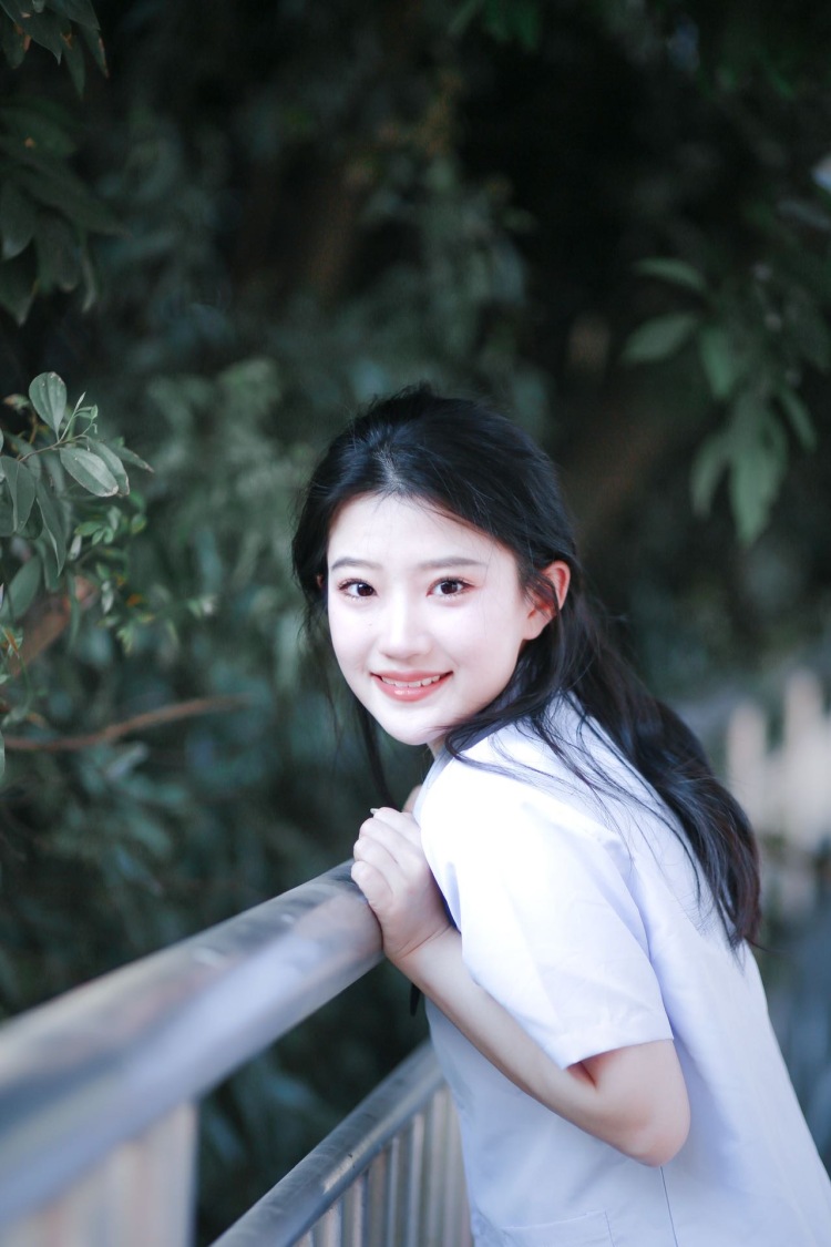 moon-重庆市·重庆市·渝北区--接寄拍,服饰美妆箱包鞋子等,价格低,好沟通p图快,快速出图
可带货,价格协商