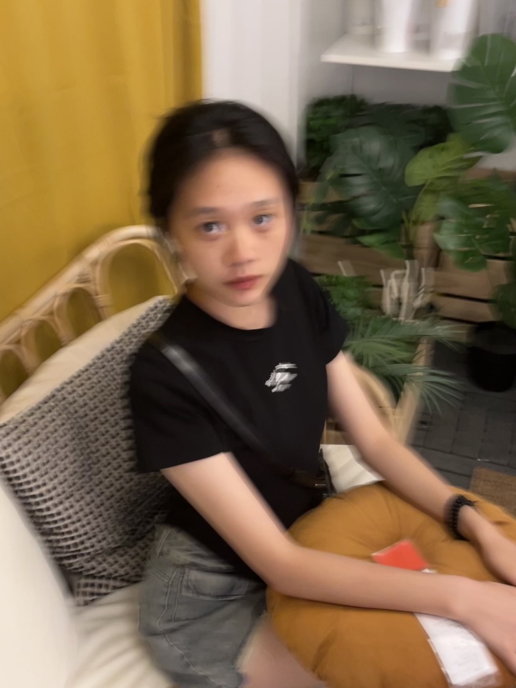 方大头-湖南省·岳阳市·汨罗市-抖音 小红薯-172 48 可以驾驭多种风格(性感除外)有拍摄经验 时间自由