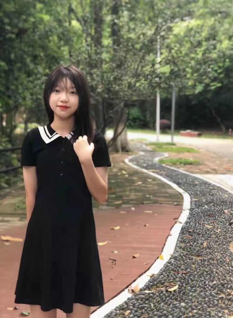 mm-广东省·东莞市·凤岗镇--这是我的第一个网红湾通告,感谢网红湾给我的机会~各位商家看看我~希望和你们合作~
接寄拍 淘宝买家秀(衣服包包饰品都可以)身高163体重95,热爱穿搭,拍照,会化妆p图,可p到满意哦
年龄:15
身高
