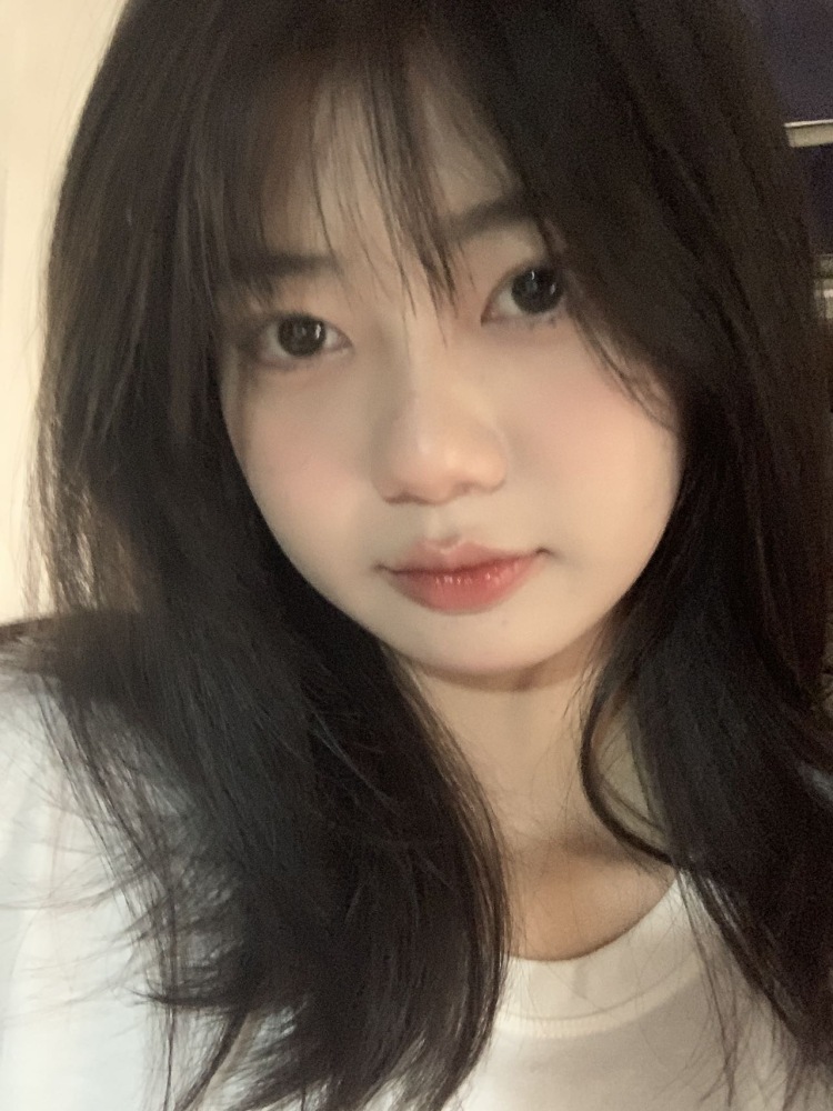 爱是形容词.-江西省·新余市·渝水区-抖音-接寄拍、说拍模特
身高172厘米 体重94斤可接一些高个子穿搭的
风格不定、拍照还行