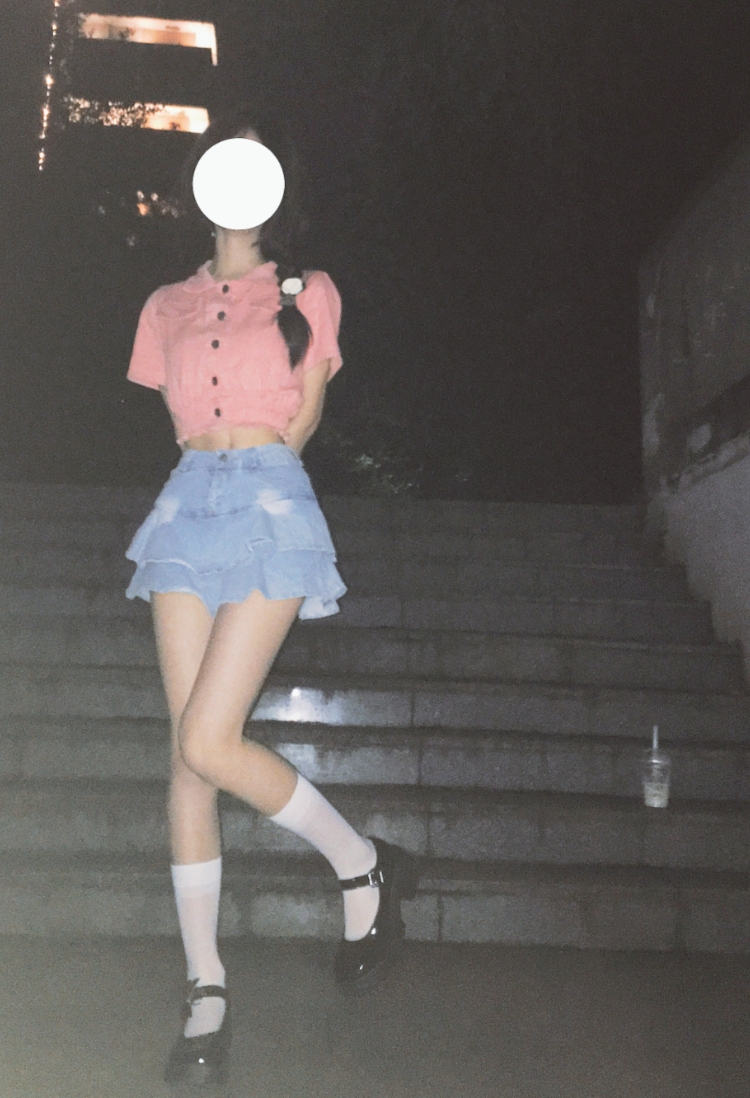 AC-重庆市·县·丰都县-快手-本人身高162cm，体重43kg，五官端正，喜欢拍照📷，出片快，有一定P图的能力，审美搭配能力强，风格多样，可驾驭多种风格，有充足的时间，有责任心，工作接寄拍，买家秀等等，价格接受商议