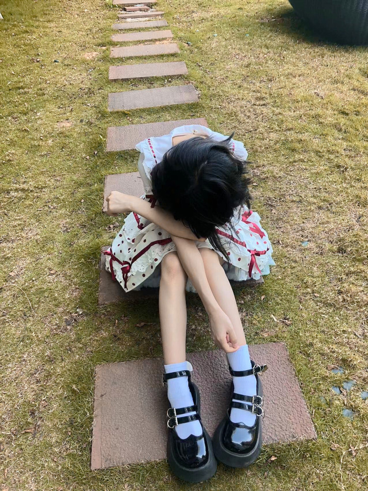 恋-广西壮族自治区·南宁市·西乡塘区--大家好！我是学生
自由职业，时间充裕，接受寄拍：衣服 鞋子 裙子。欢迎各位老板！！给新人一次机会，拍照地方会继续改进！！
身高：150cm
体重：34.5公斤