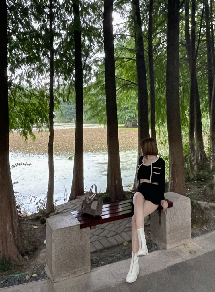 花想容-江苏省·常州市·天宁区--接寄拍,可探店打卡,买家秀、短视频带货、开箱测评、免费试用、平面模特兼职、品牌代言、社群推广、校园推广