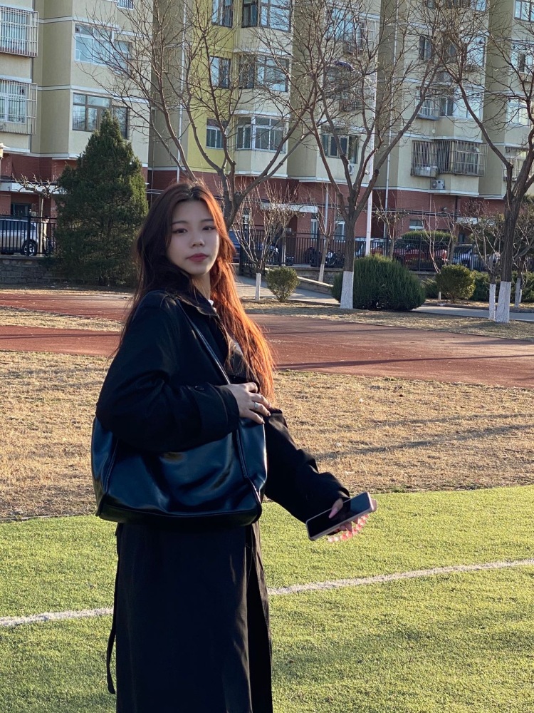 李不管-江苏省·徐州市·贾汪区--身高168
体重100
国标生可接舞服,日常衣服,收拾,手机壳等
