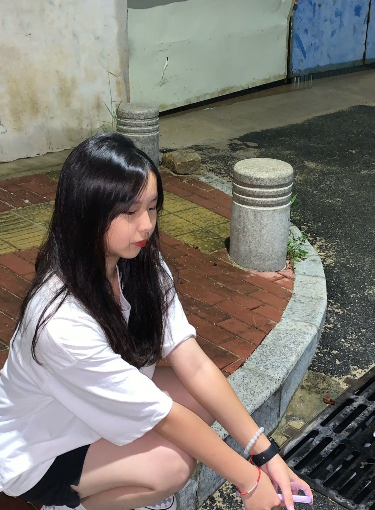 Hz-广东省·汕尾市·城区-抖音 快手 某红薯-年龄:17
身高:168cm
兴趣爱好:拍照打卡
接单范围:买家秀 开箱测评种草 私域流量推广