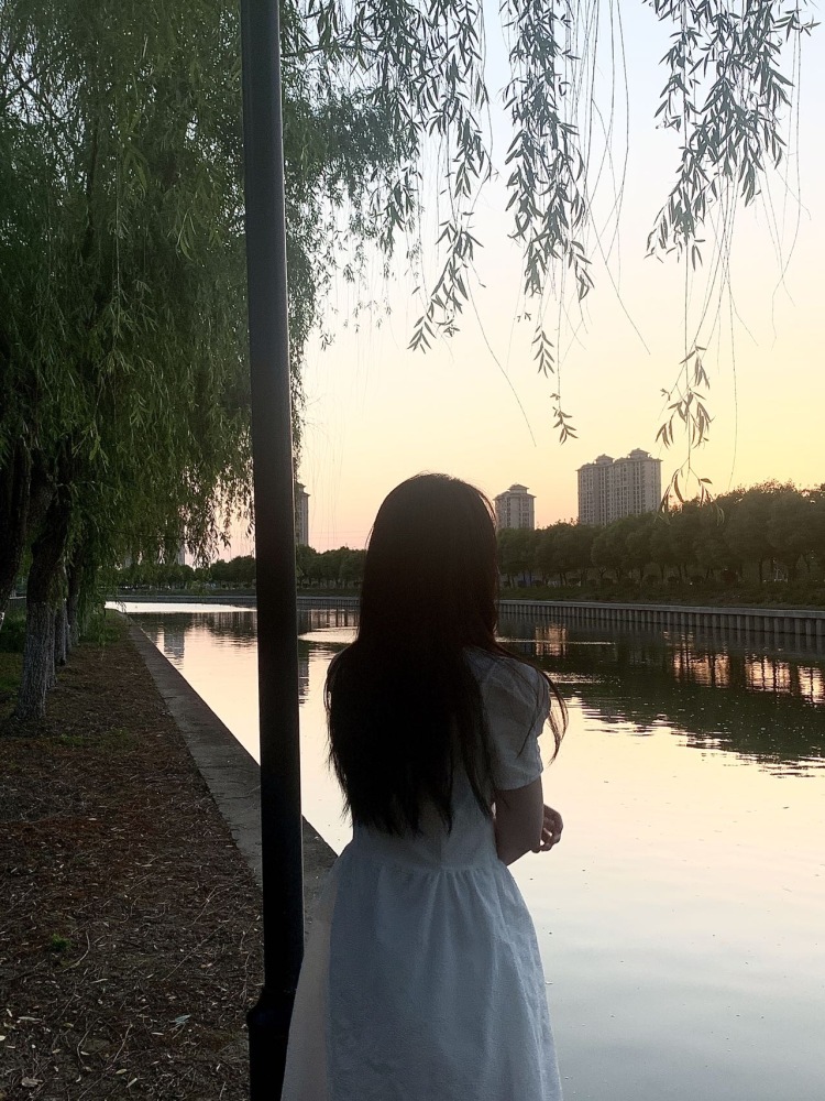 晴天_jay-江苏省·苏州市·昆山市-抖音-身高158 体重96 接单买家秀 种草 开箱可视频创作 抖音500➕粉丝
