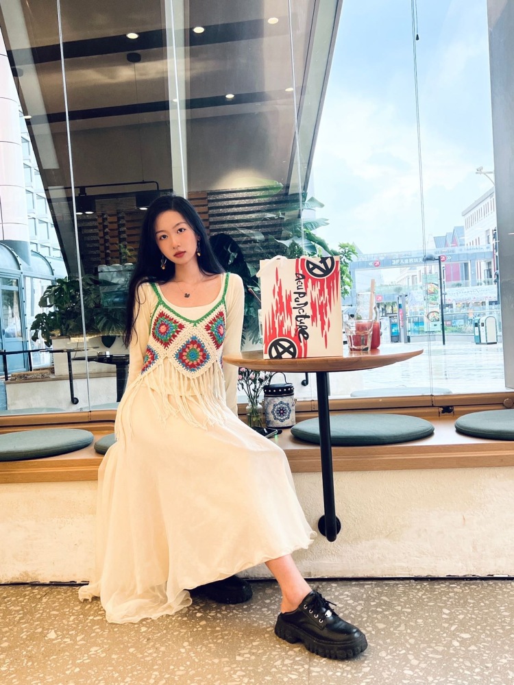 1lll1y-黑龙江省·哈尔滨市·道里区--身高170 体重45kg 擅长美妆拍照 修图 希望各位商家多多联系我 诚信接单