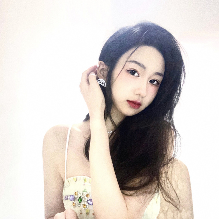 1lll1y-黑龙江省·哈尔滨市·道里区--身高170 体重45kg 擅长美妆拍照 修图 希望各位商家多多联系我 诚信接单