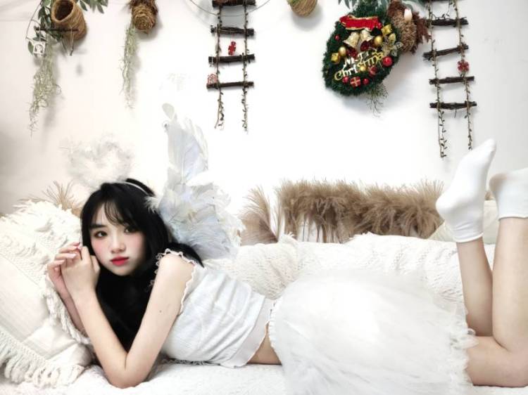 晚晚-江西省·上饶市·婺源县-抖音-160cm,80g,买家秀,有爵士舞基础,抖音创作舞蹈视频,经常探店打卡,下图是我的一组自拍馆自拍