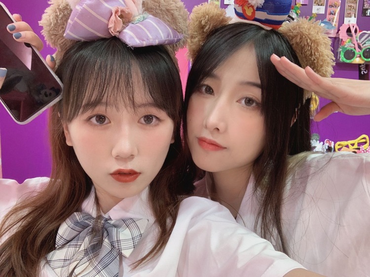 Quinn🦋-广东省·广州市·番禺区-抖音-探店打卡滴滴,以下图片为之前去过这里的网红照相馆例子。超熟悉手机p图,出图快,照片有质感(因为都是原相机拍再p,所以很有质感不会磨皮磨到五官“融化”)