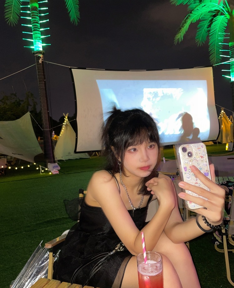 葵葵葵-广东省·广州市·海珠区--大众点评v7
本人认真 积极配合
接寄拍 任何风格都可以
爱好美食 美妆 拍照
会p图