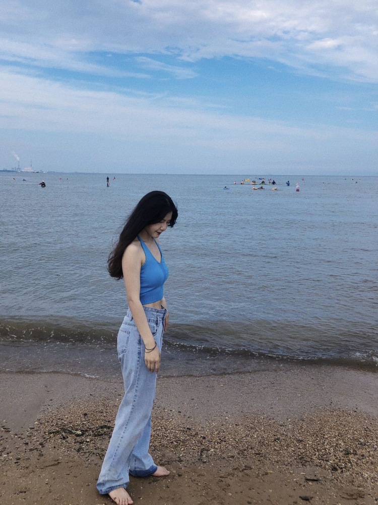 Xiaoxiao-内蒙古自治区·赤峰市·松山区-抖音 微博 某红薯-身高 165体重 50kg
擅长拍照、P图,会穿搭
接衣服寄拍,送拍,买家秀,各种风格都可
好沟通