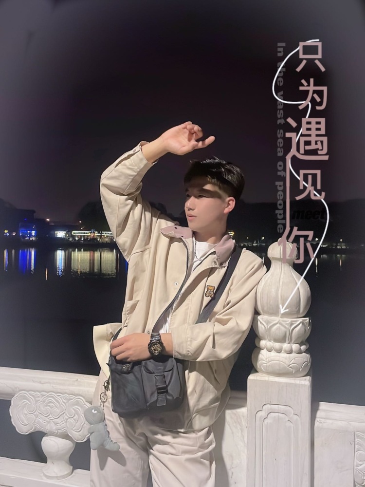 A.Mr.Jiu龙-北京市·北京市·房山区-抖音-身高180厘米,体重80公斤可,接淘宝寄拍,不入工会,在抖音快手等平台开箱测评