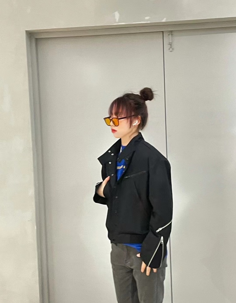 LS-浙江省·温州市·乐清市--接寄拍 淘宝 主页 风格以下 热爱拍照 167cm 可协商 接过寄拍 知道怎么拍 有熟练度