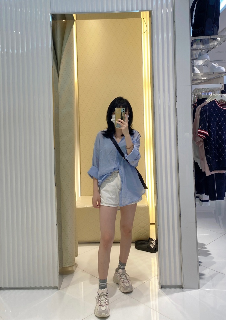 我是静静啊-广东省·惠州市·惠城区-某红薯-身高152体重88斤 皮肤比较白 可
新人,现任职服装销售,喜欢摄影,会修图,会剪辑视频,喜欢设计,喜欢画画,爱追求完美,接拍买家秀,种草,开箱测评,视频推广,前期可免费接拍