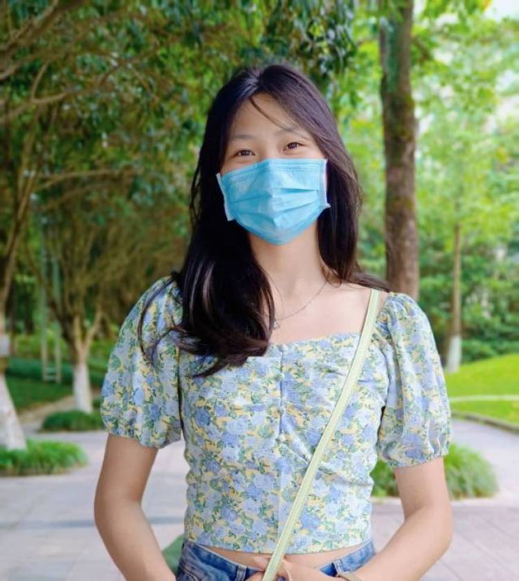 小仙女-四川省·宜宾市·长宁县--喜欢拍照,喜欢尝试新的东西,会修图,为人诚信,随时接单,期待合作