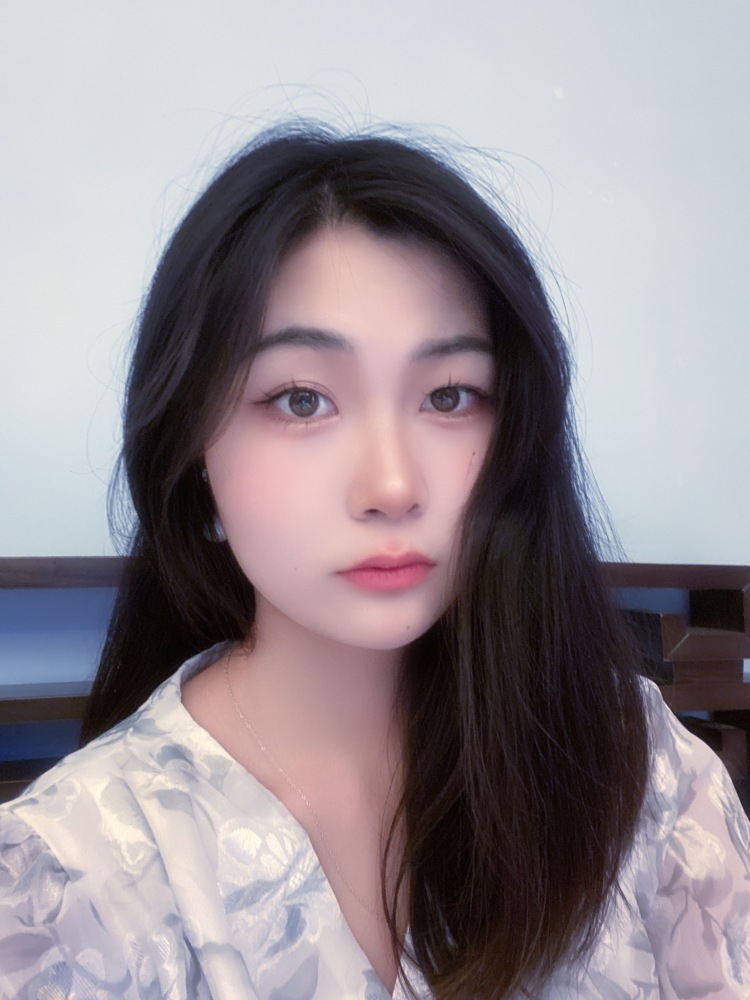 Rianna💃-四川省·成都市·龙泉驿区-抖音/微博-素人一枚,身高160 体重95 ,喜欢分享生活,可接穿搭饰品分享 会p图