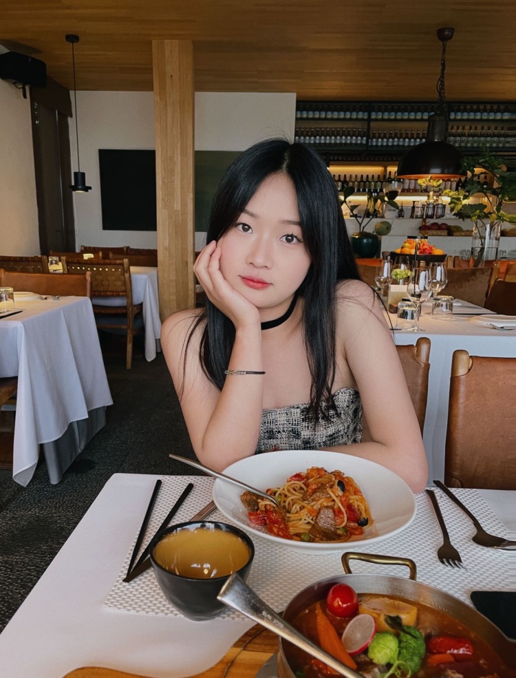 🌙-云南省·临沧市·临翔区-抖音、微博、某红薯-会拍照p图、自由职业、喜欢拍照、日常探店打卡、接买家秀、效率高