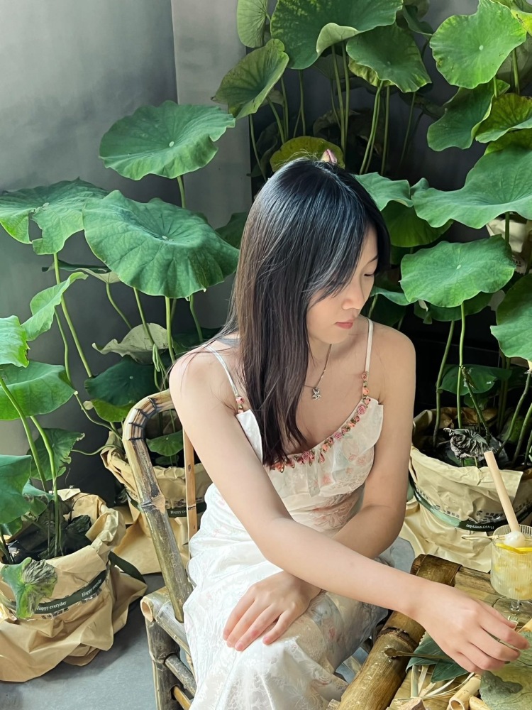 🌙-云南省·临沧市·临翔区-抖音、微博、某红薯-会拍照p图、自由职业、喜欢拍照、日常探店打卡、接买家秀、效率高