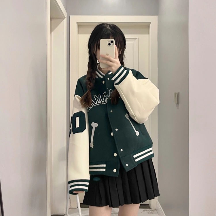 熙崽委屈屈.-甘肃省·张掖市·临泽县--身高160/体重42 目前接服装寄送拍 风格不定 可室内可室外 拍摄后期都可搞定 也可接其他配饰等