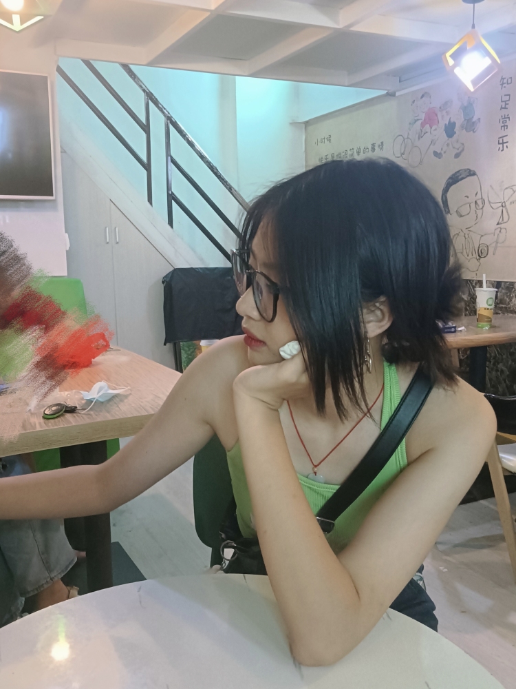 皮蛋solo粥.-江西省·赣州市·上犹县-抖音|快手|微博|某红薯-接寄拍 买家秀
170/50kg
原宿 温柔 辣妹等风格
服装 饰品等