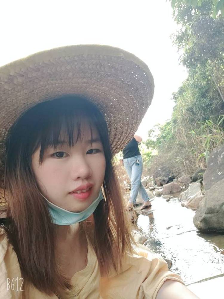杨玲-广东省·东莞市·樟木头镇-抖音-本人小个子,145cm86斤,会化妆
宝宝5个月,服装73码,身高65cm体重15斤
本人和宝宝都可以接(不接私密物品比如内衣裤等)